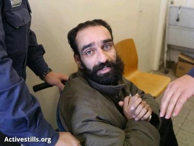 Le prisonnier gréviste de la faim Samer Issawi transféré d’urgence dans un hôpital israélien